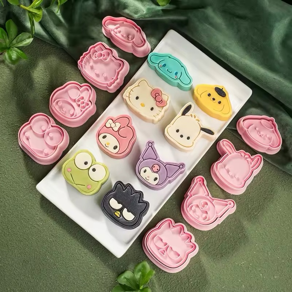 Cute Sanrio Cookie Cutter Set🍪